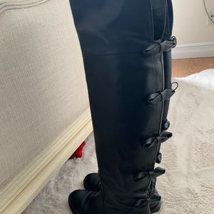Valentino boots 37.5 with bows- missing one bow